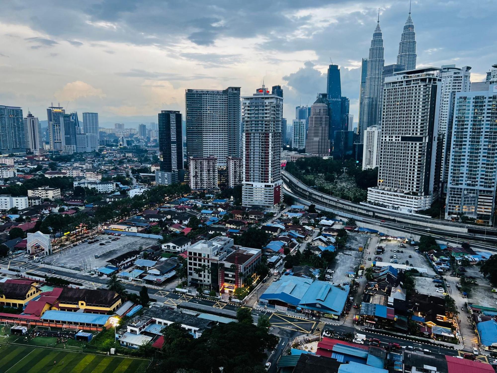 The Infinitum Kualalumpur Skypool Hotel Kuala Lumpur Exterior photo