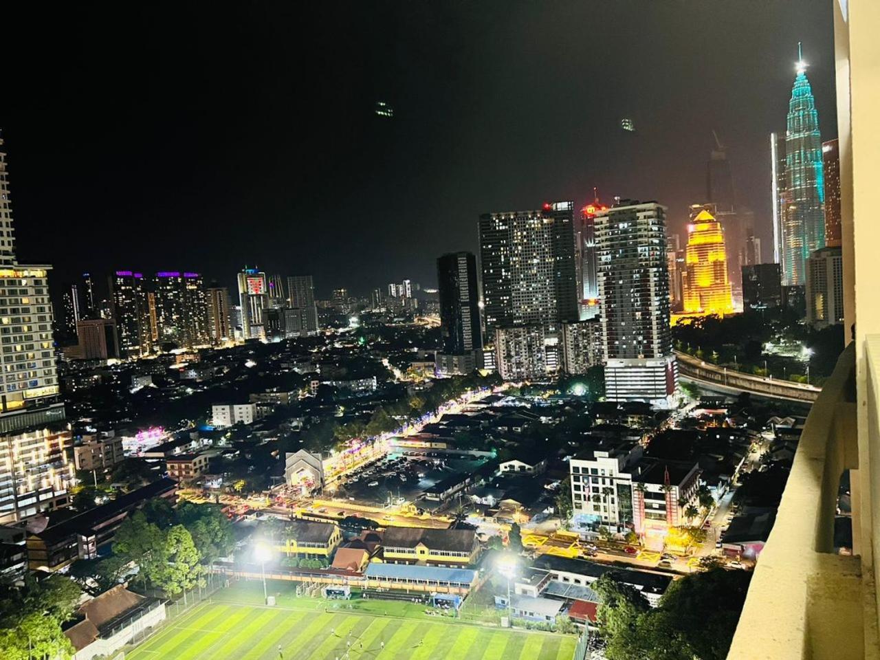 The Infinitum Kualalumpur Skypool Hotel Kuala Lumpur Exterior photo