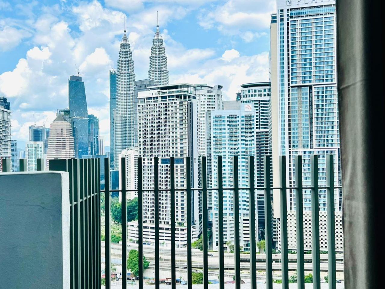 The Infinitum Kualalumpur Skypool Hotel Kuala Lumpur Exterior photo
